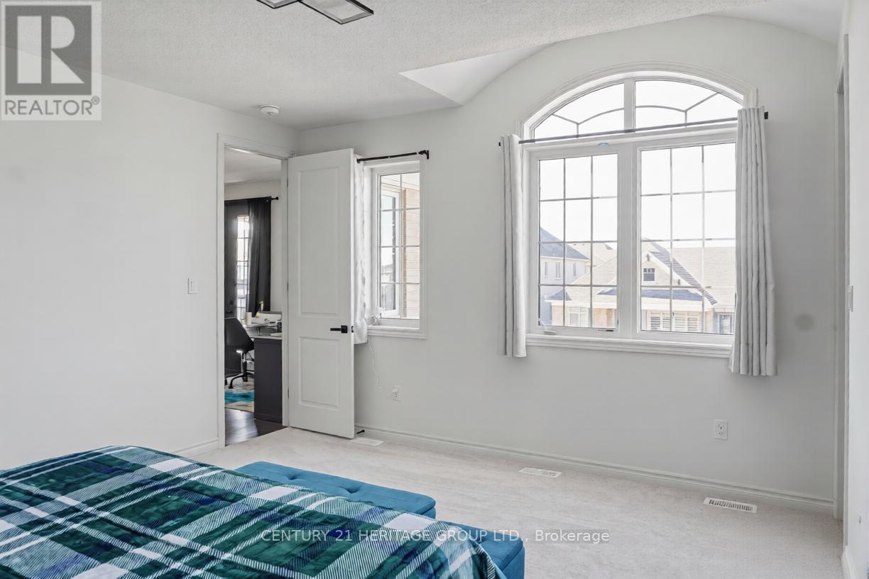 27 ORCHID CRESCENT - 19