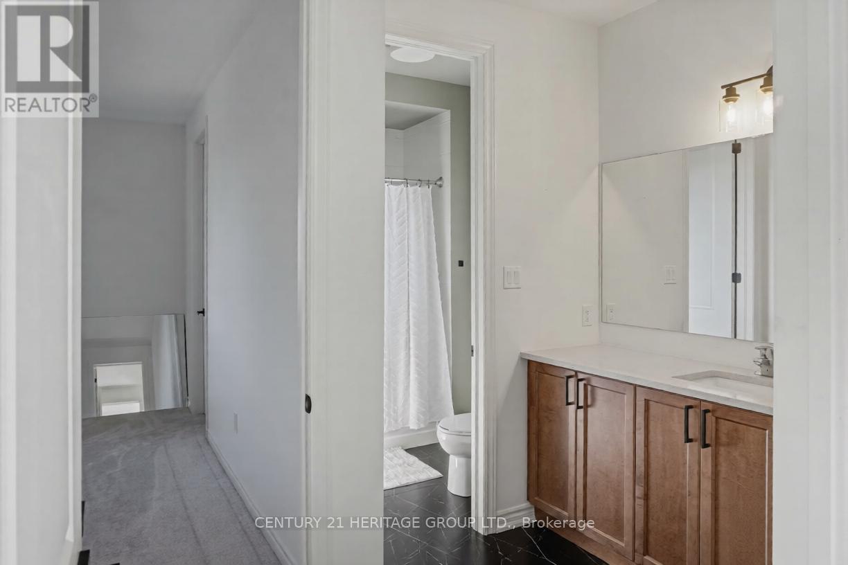 27 ORCHID CRESCENT - 25