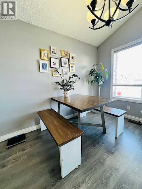 Single Family House Bi-level for Sale in  Saddlebrook Circle NE Saddle Ridge Calgary 