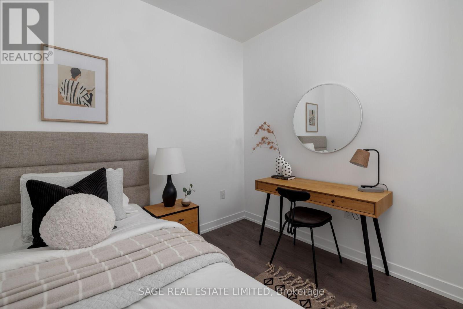 #327 270 DUFFERIN STREET - 14