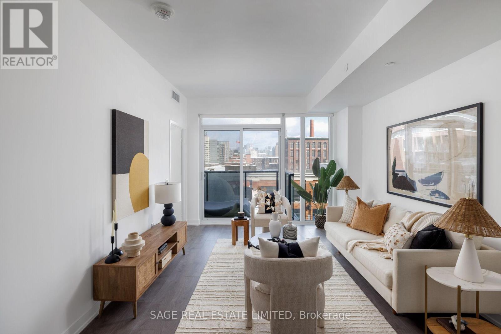 #327 270 DUFFERIN STREET - 2