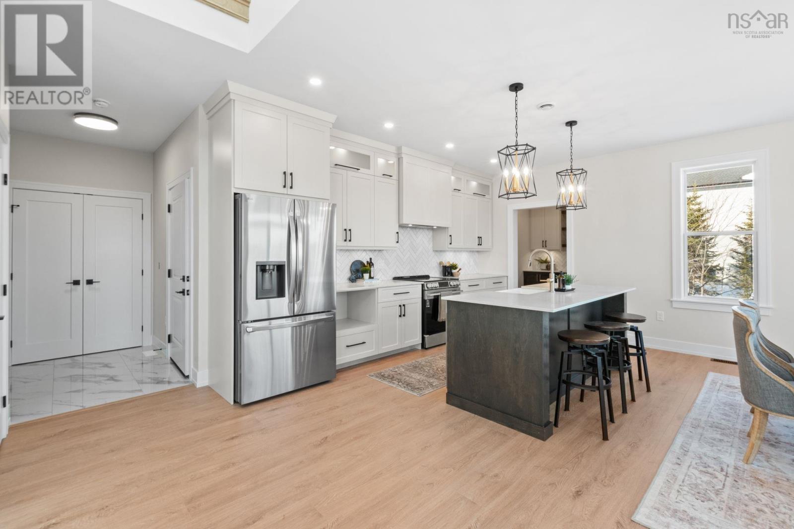 Property 11 of 50 of 173 Orchid Court