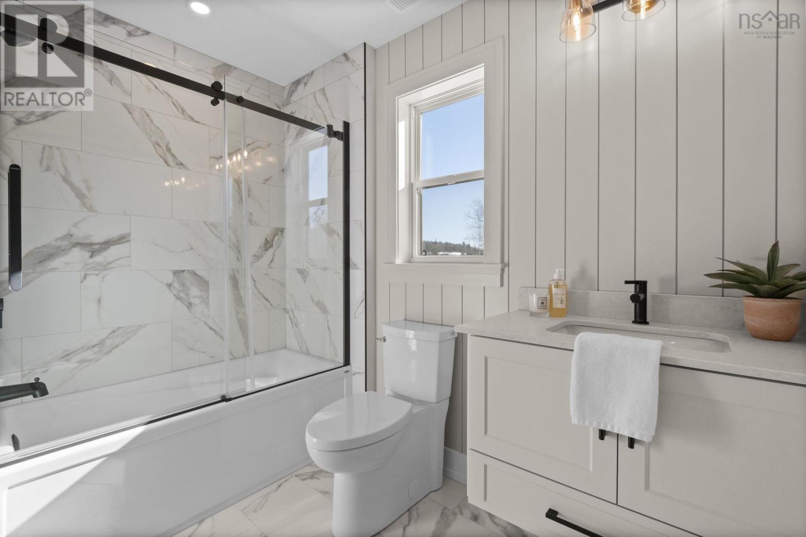 Property 25 of 50 of 173 Orchid Court