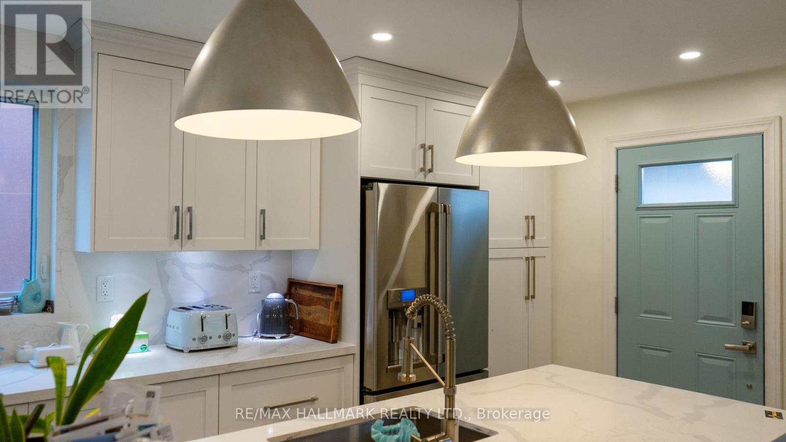 203 ELMHURST AVENUE — photo 3