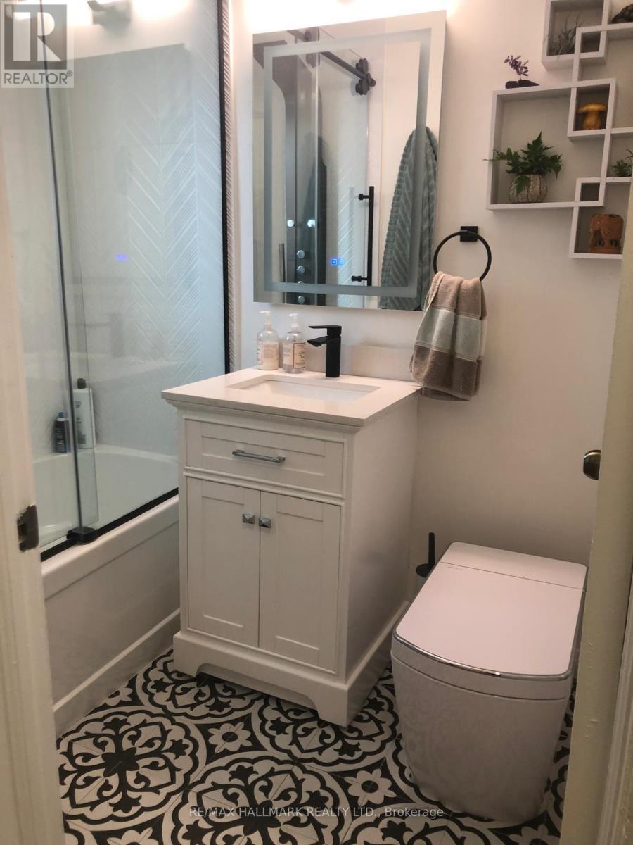 203 ELMHURST AVENUE — photo 9