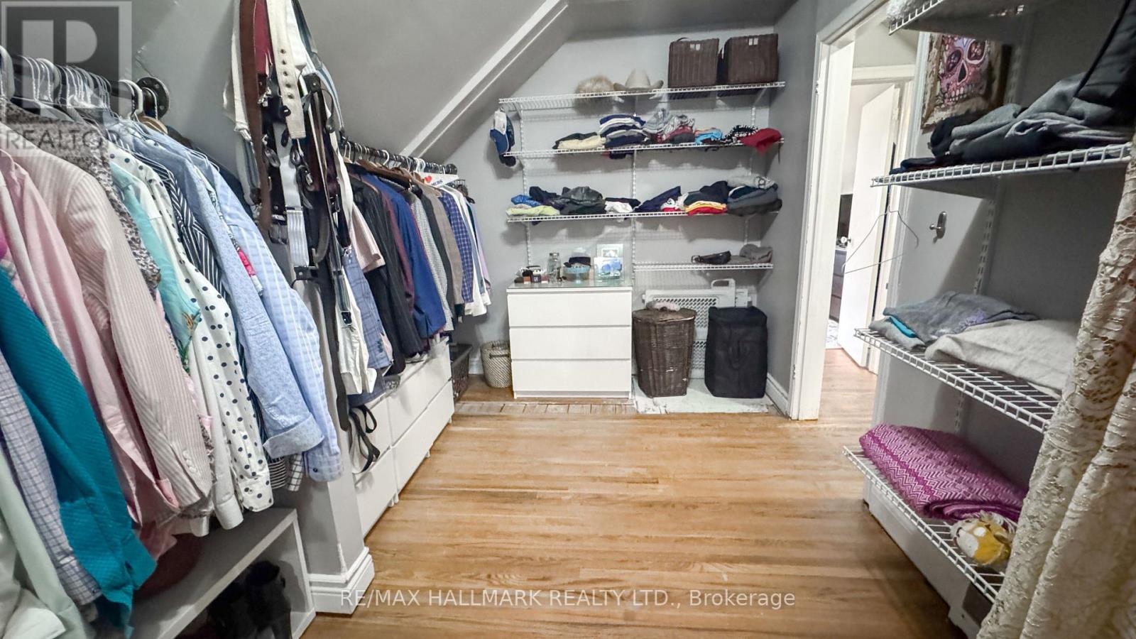 203 ELMHURST AVENUE — photo 8