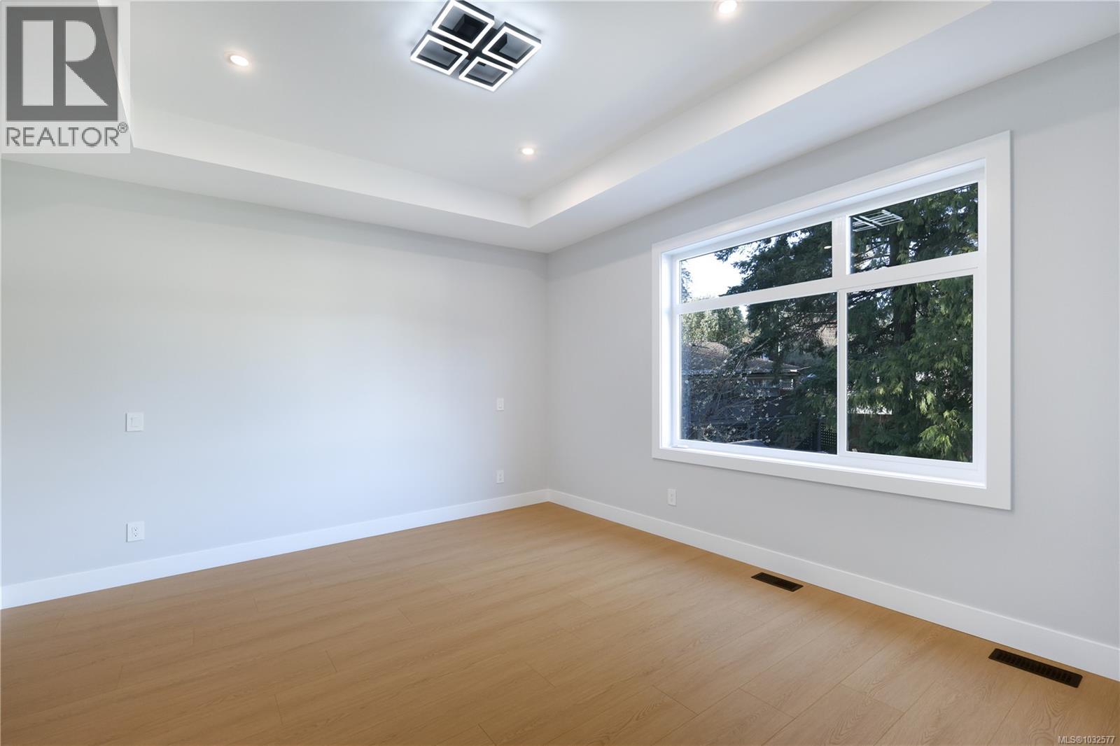 410 Diamond Blvd, Nanaimo