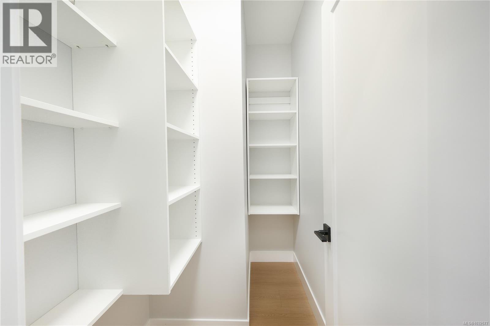 410 Diamond Blvd, Nanaimo