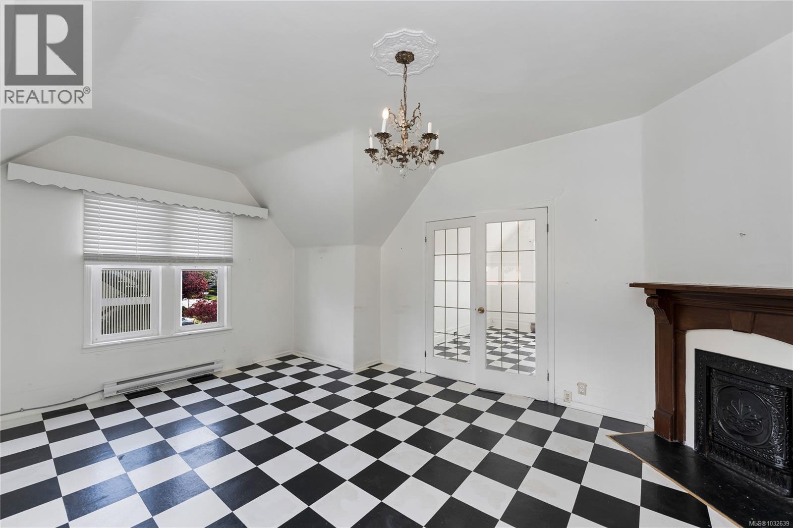  602 Battery Street, Victoria