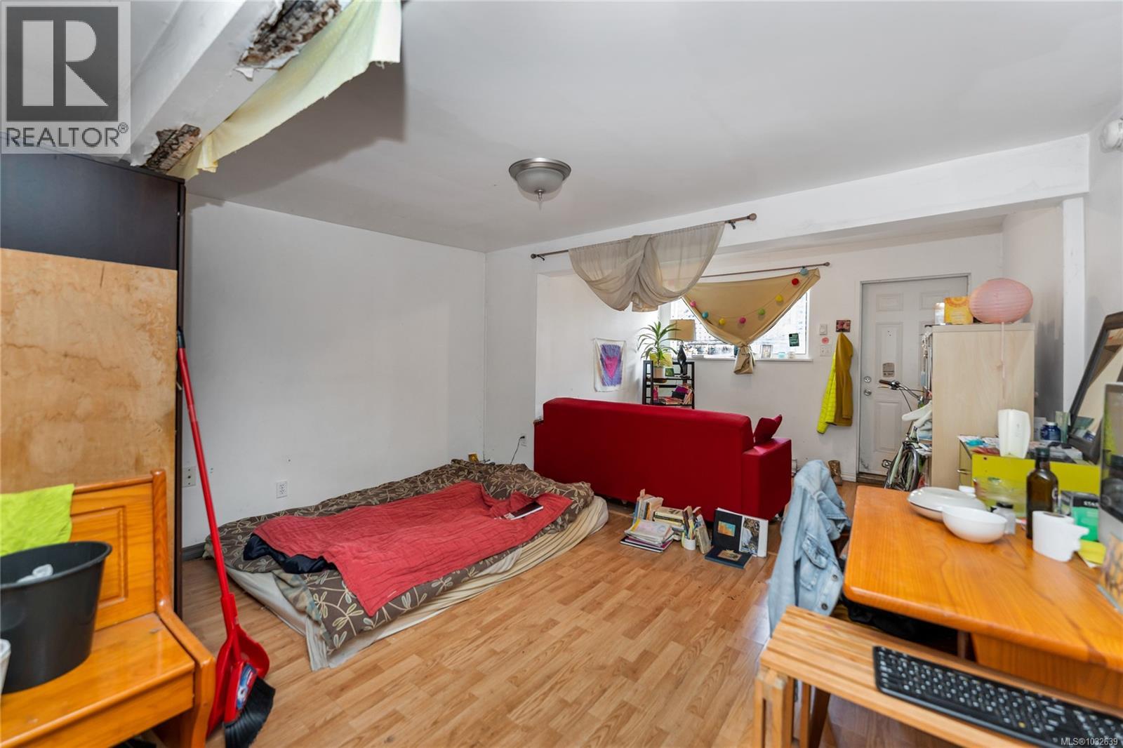  602 Battery Street, Victoria