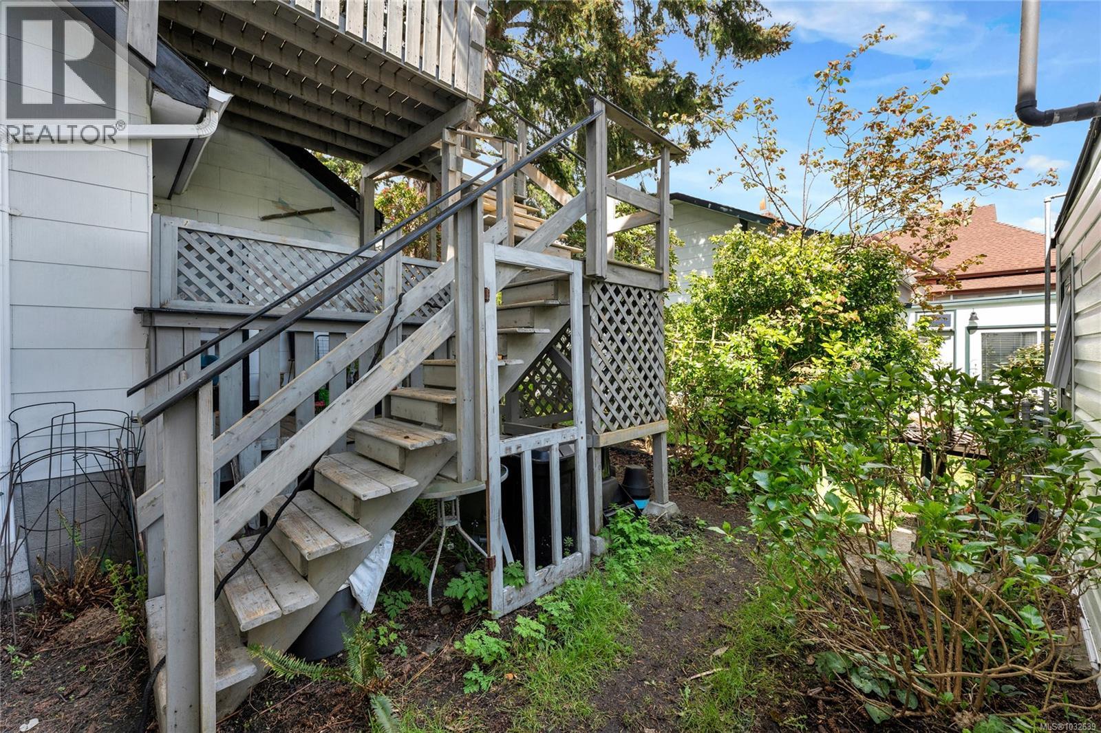  602 Battery Street, Victoria