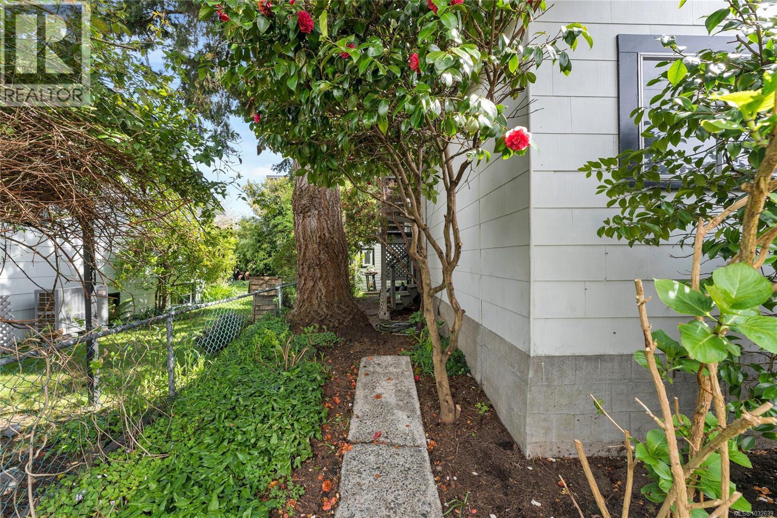  602 Battery Street, Victoria