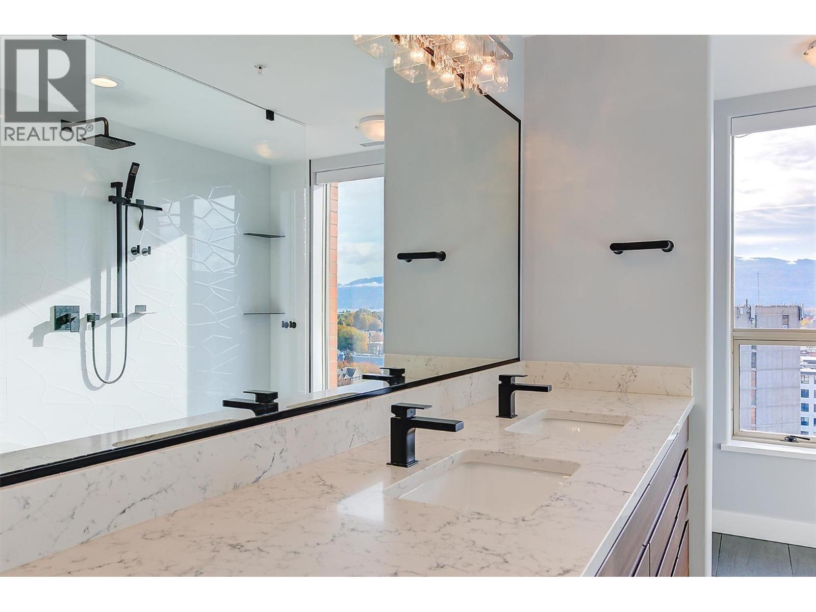 1209 1160 Bernard Avenue, Kelowna