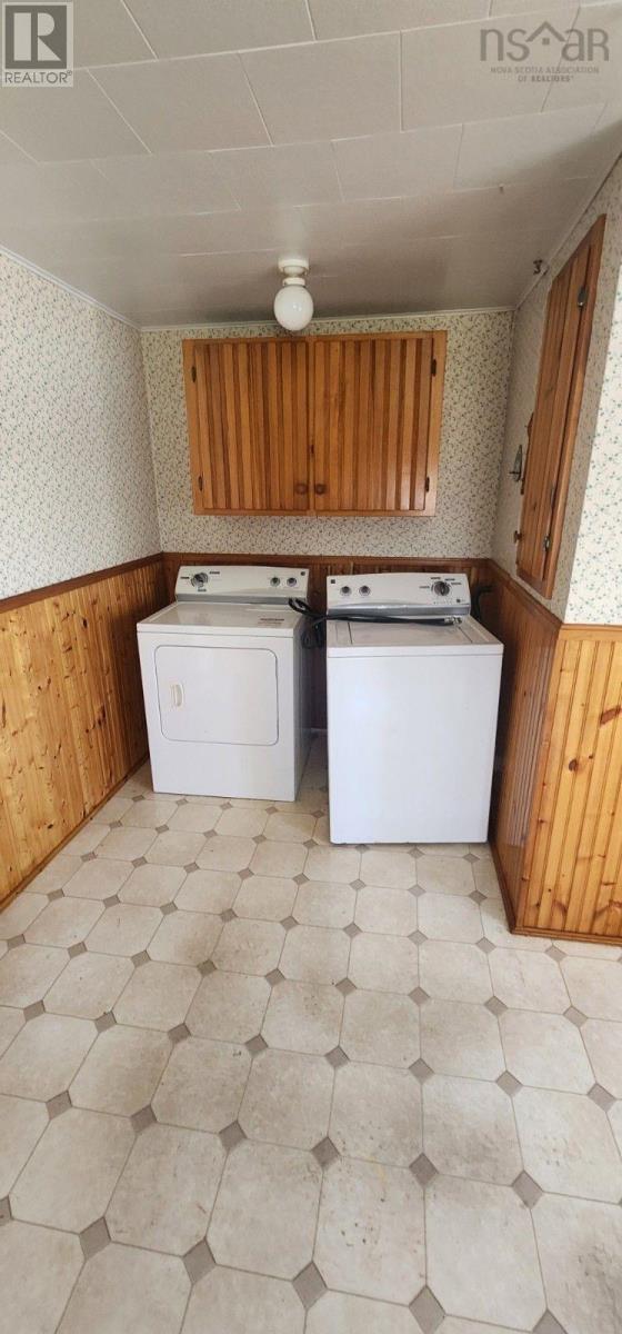 Property 8 of 21 of 5588 204 Highway