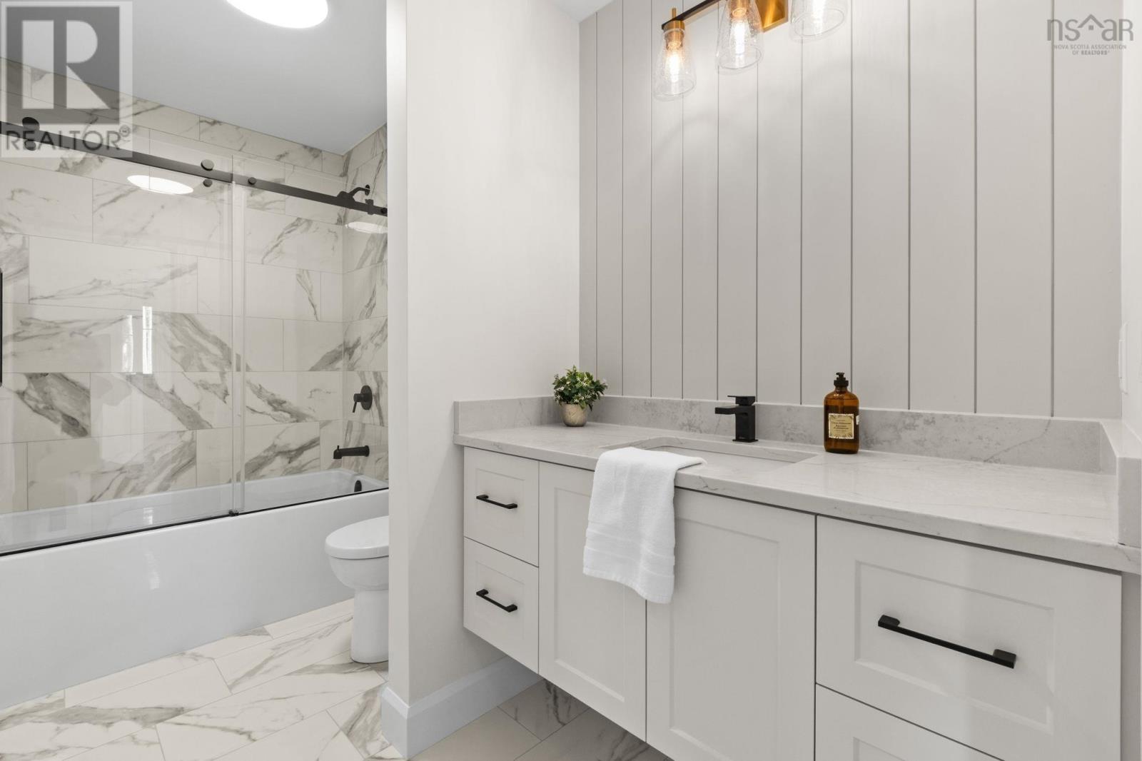 Property 34 of 50 of 121 Orchid Court