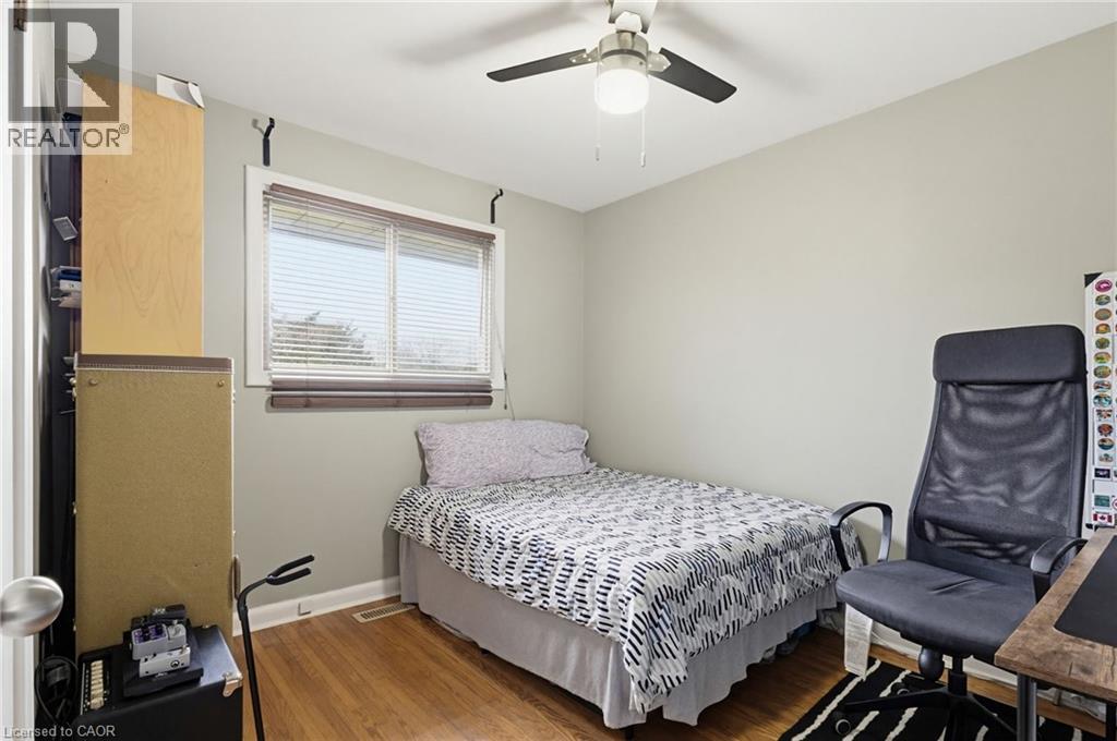 32 BELAIR Drive - 18