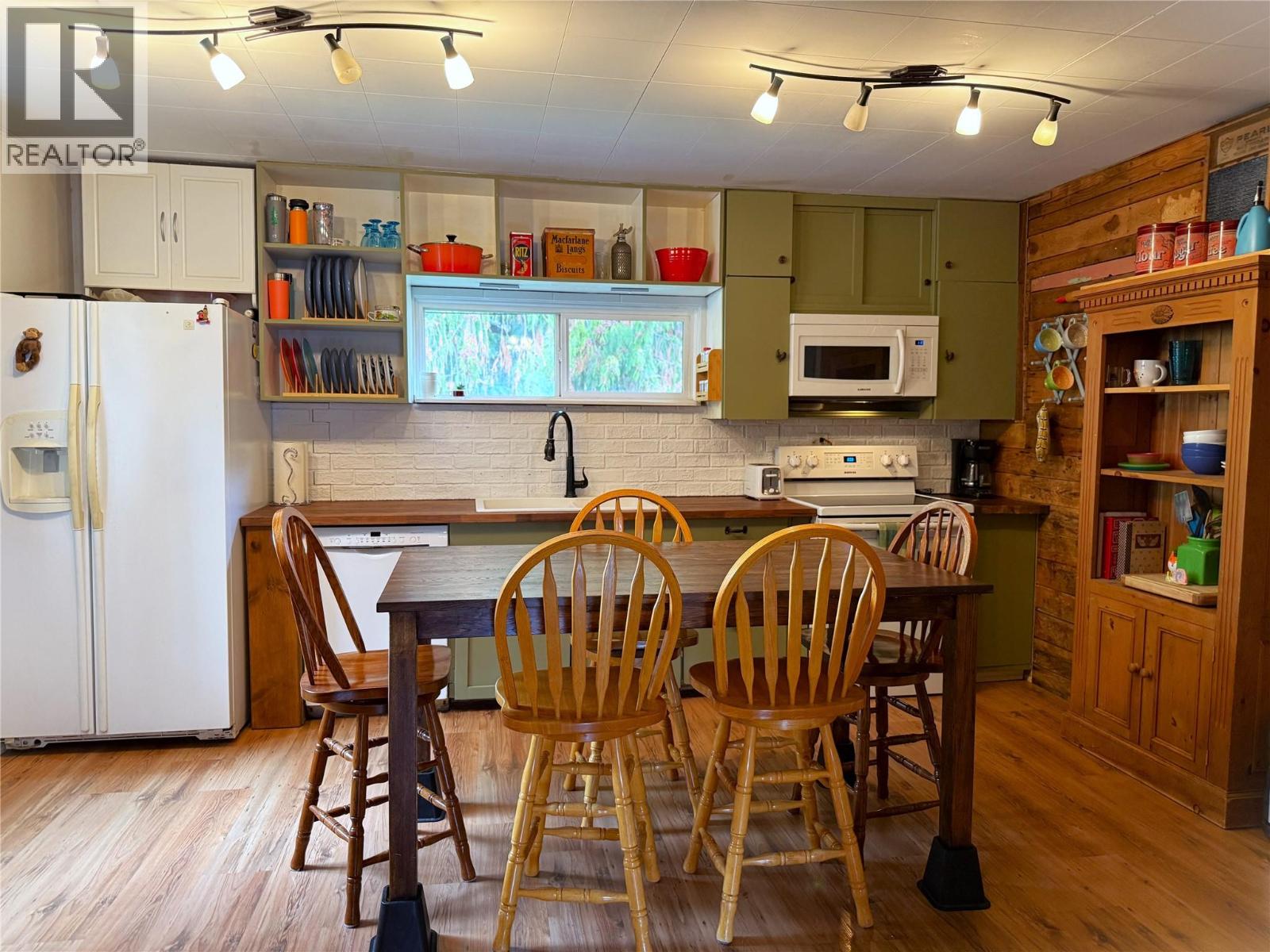 7310 51 Street NE, Salmon Arm