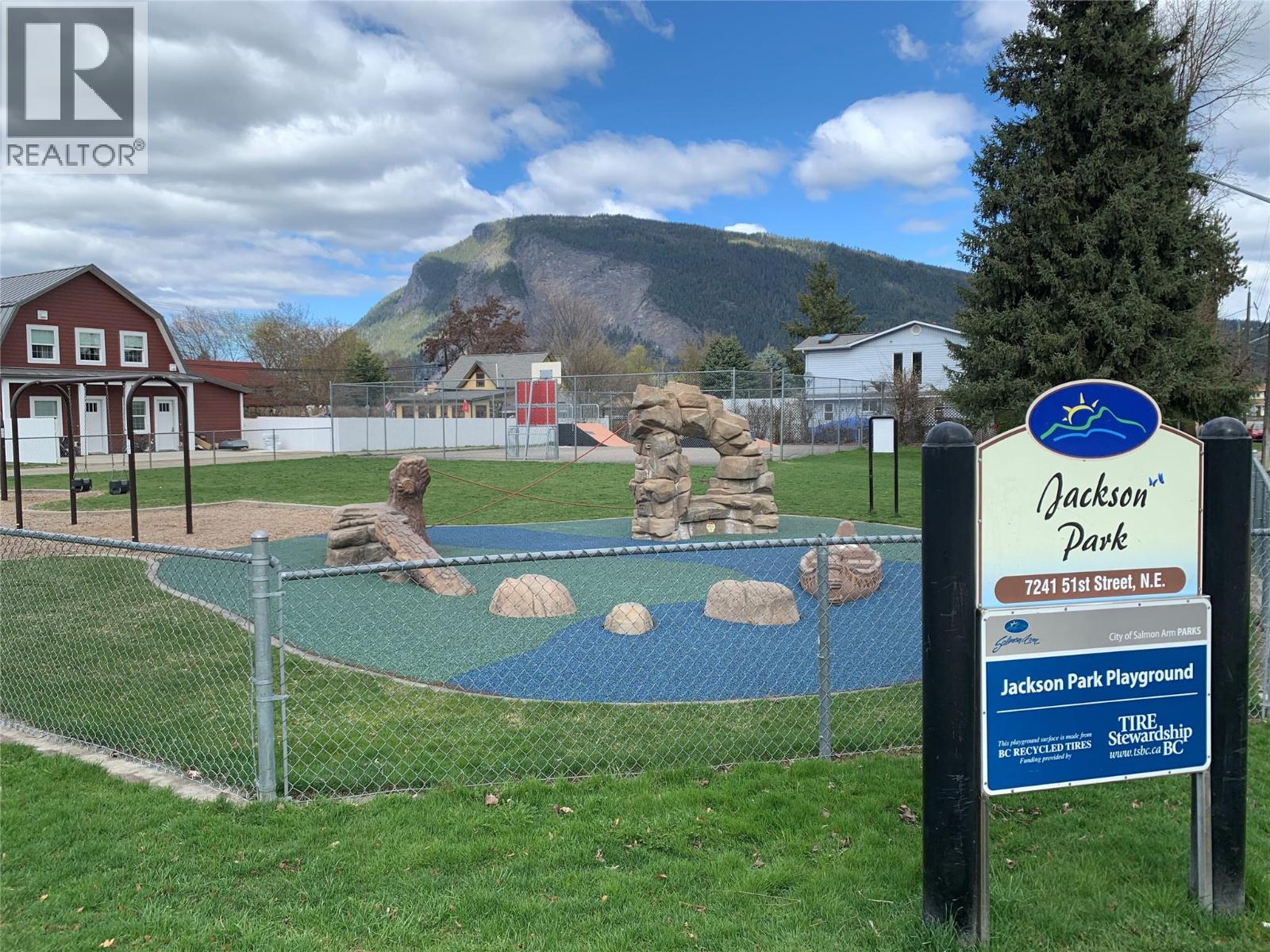 7310 51 Street NE, Salmon Arm