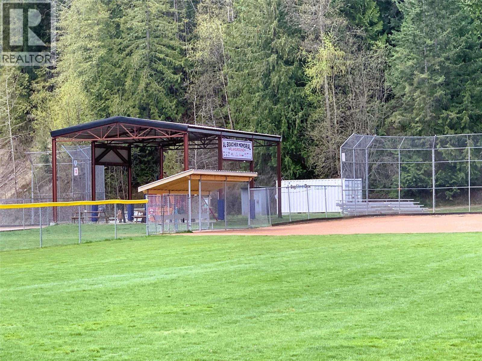 7310 51 Street NE, Salmon Arm