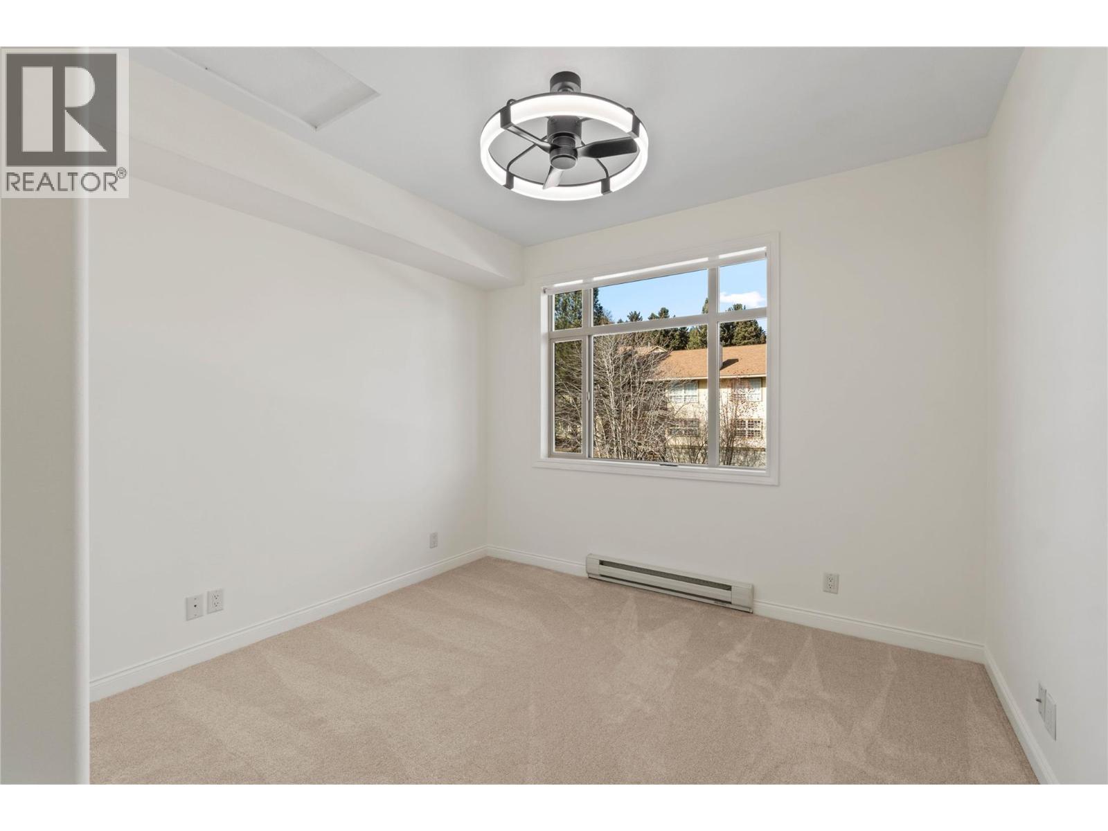 #305 1390 HILLSIDE Drive - 21