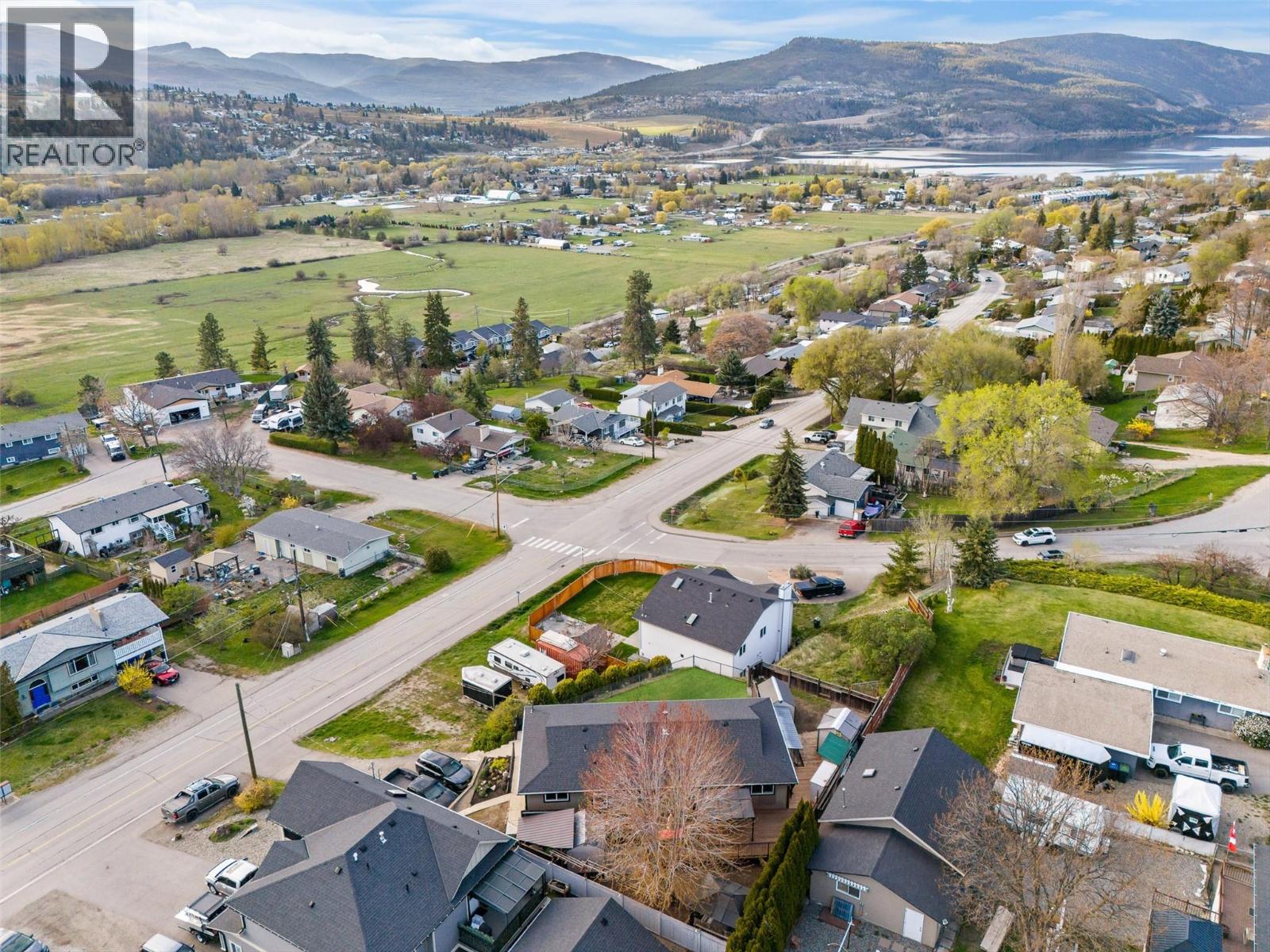 10679 Sherman Drive, Lake Country