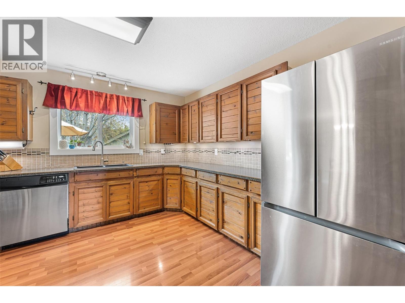 10679 Sherman Drive, Lake Country