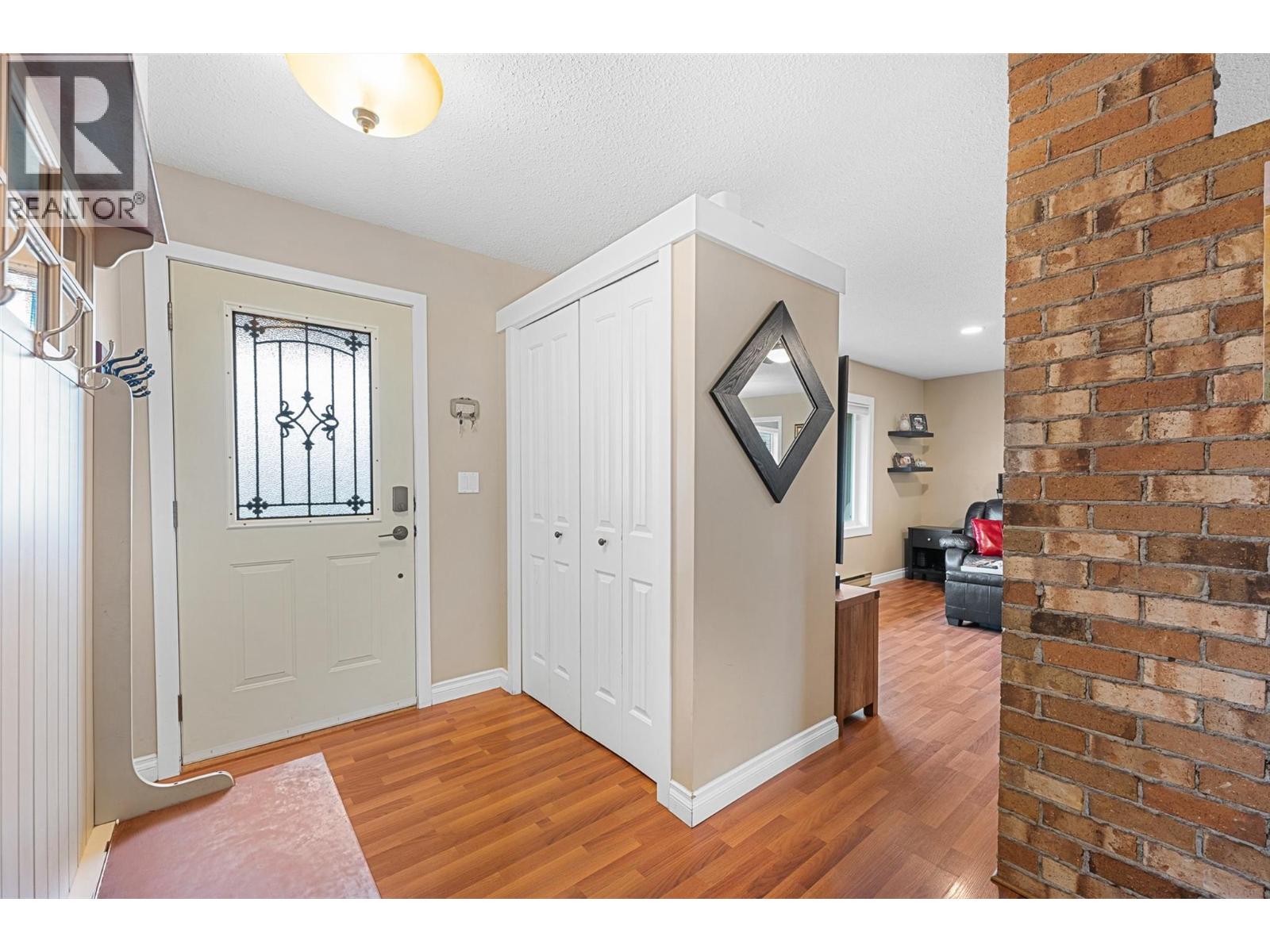 10679 Sherman Drive, Lake Country