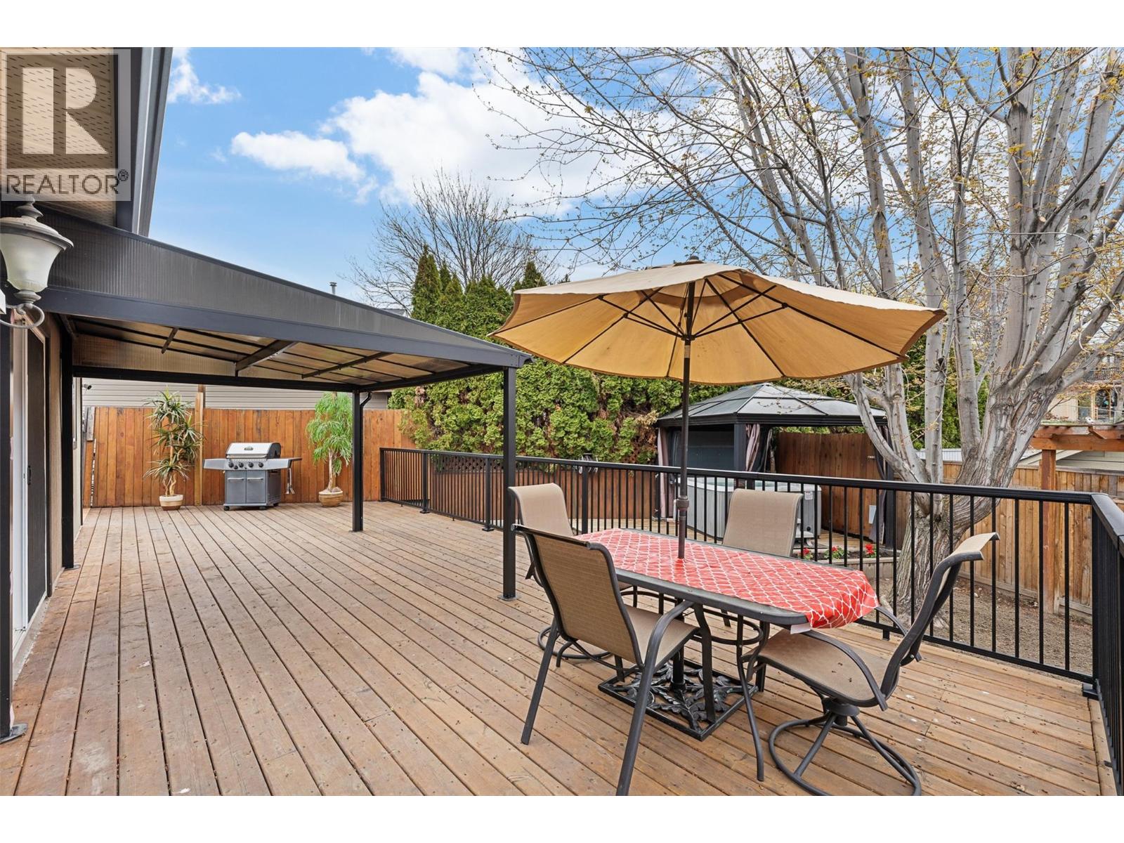 10679 Sherman Drive, Lake Country