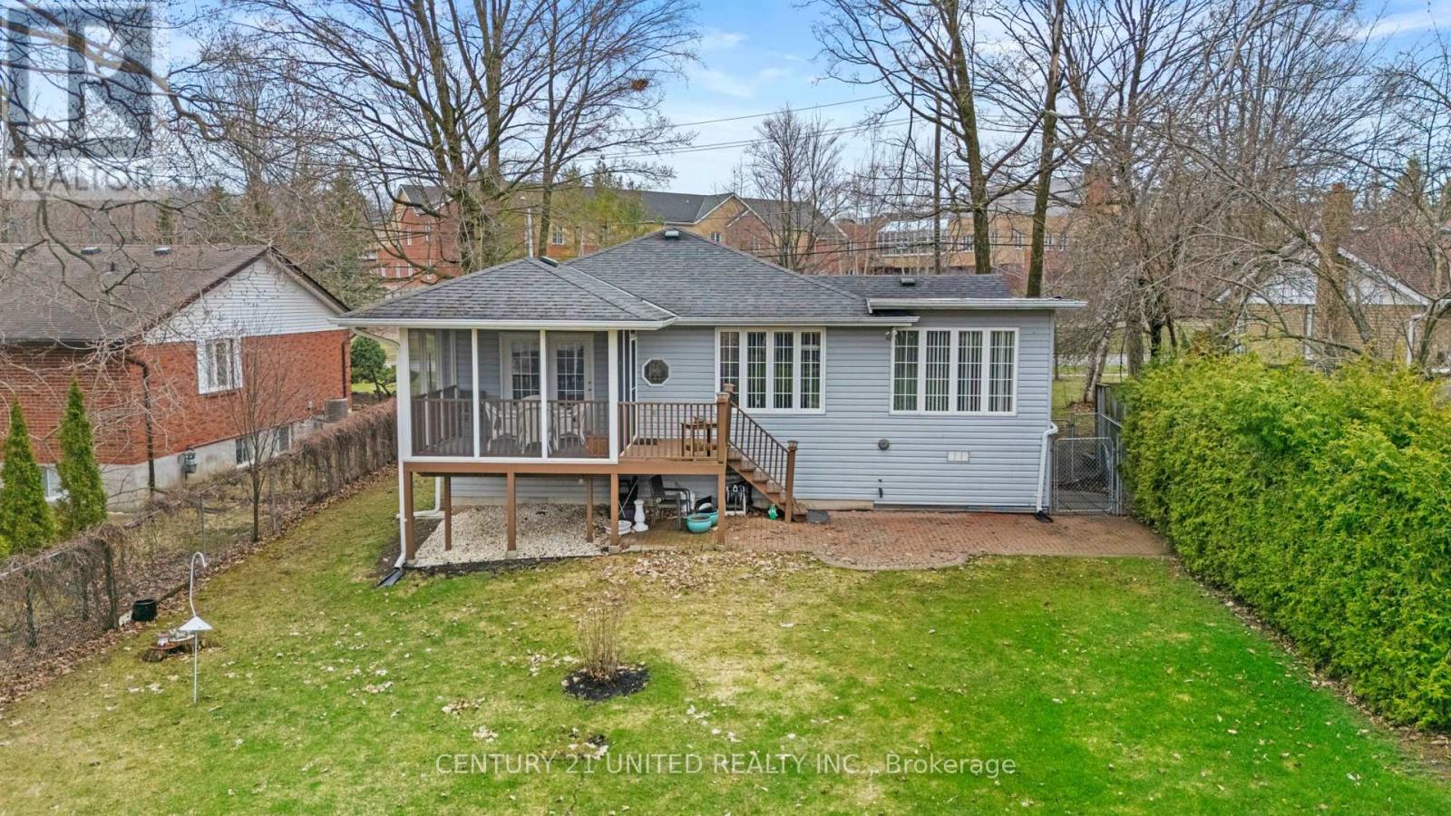 Fully Fenced Yard