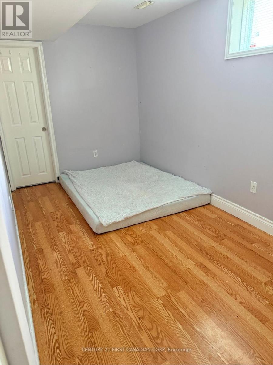 BEDROOM 1 - 1150 KIPPS LANE Property Photo