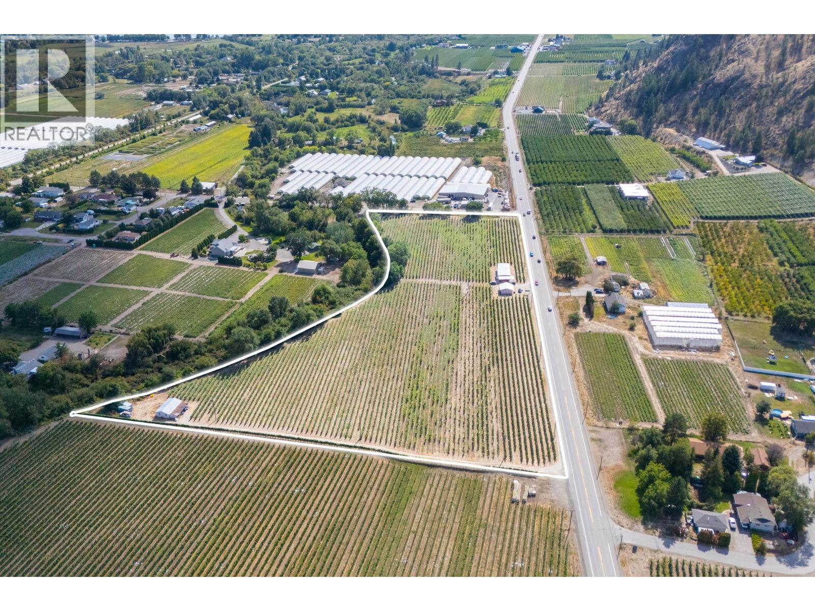 7337 Highway 97, Oliver