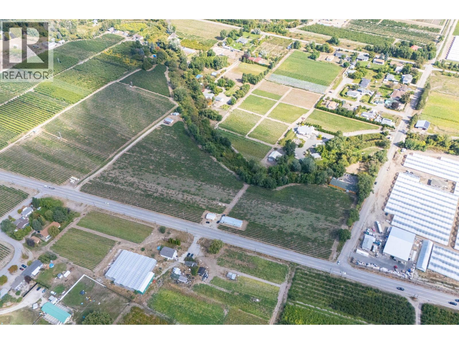 7337 Highway 97, Oliver