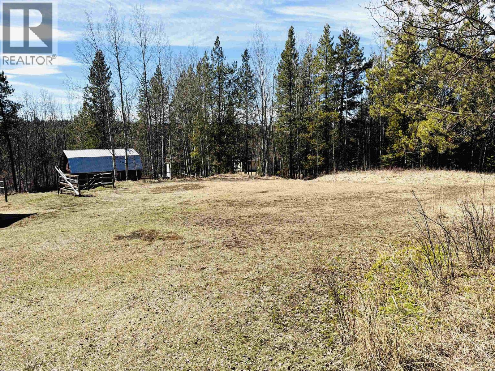 2815 PIONEER CRESCENT - 40