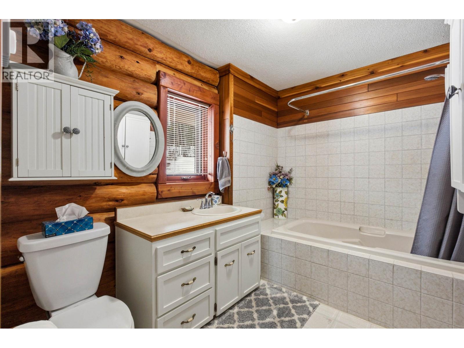 2815 PIONEER CRESCENT - 19