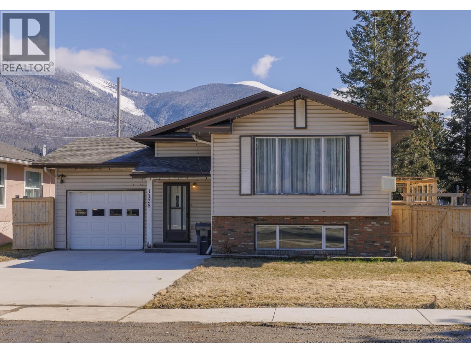 1128 3RD AVENUE - 31