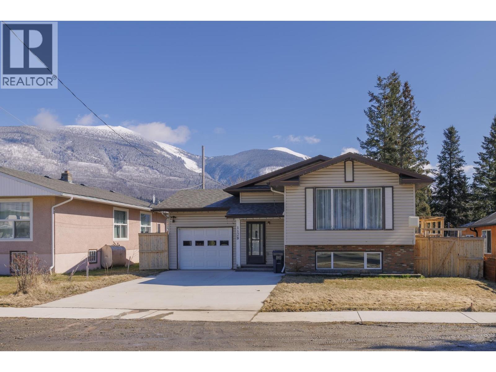 1128 3RD AVENUE - 30