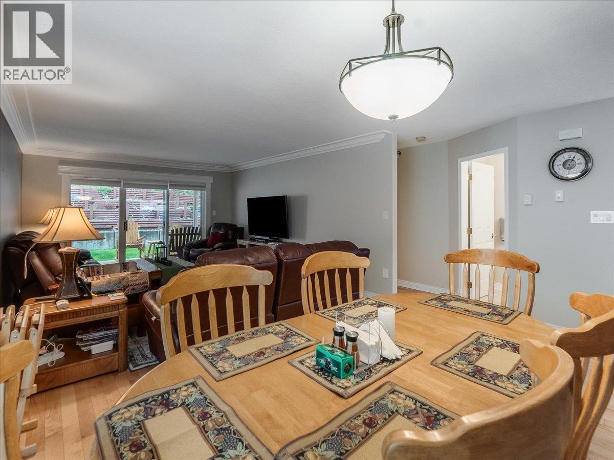 #38 2210 COLUMBIA AVENUE - 22