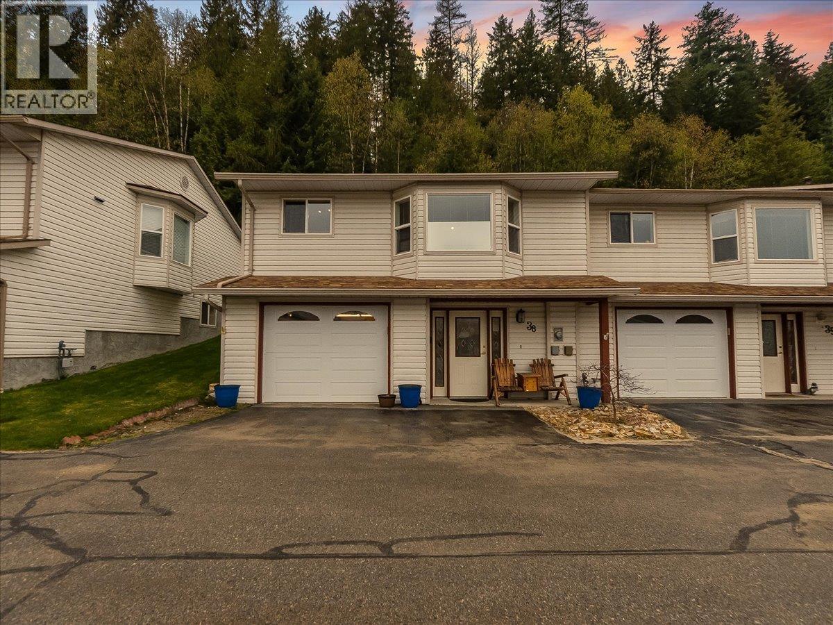 #38 2210 COLUMBIA Avenue - 47