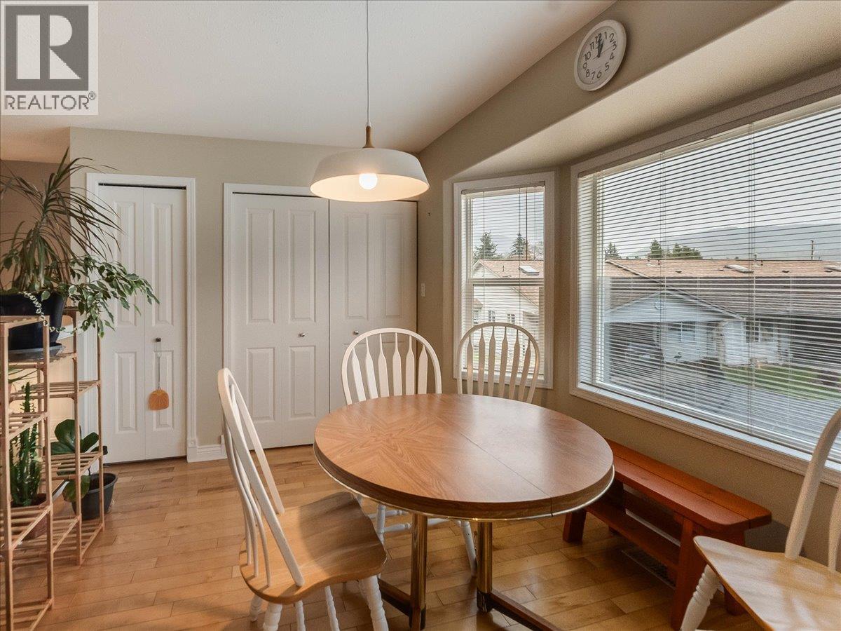 #38 2210 COLUMBIA AVENUE - 15