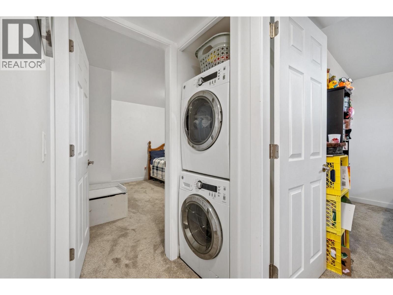 870 Dougall Road S, Kelowna