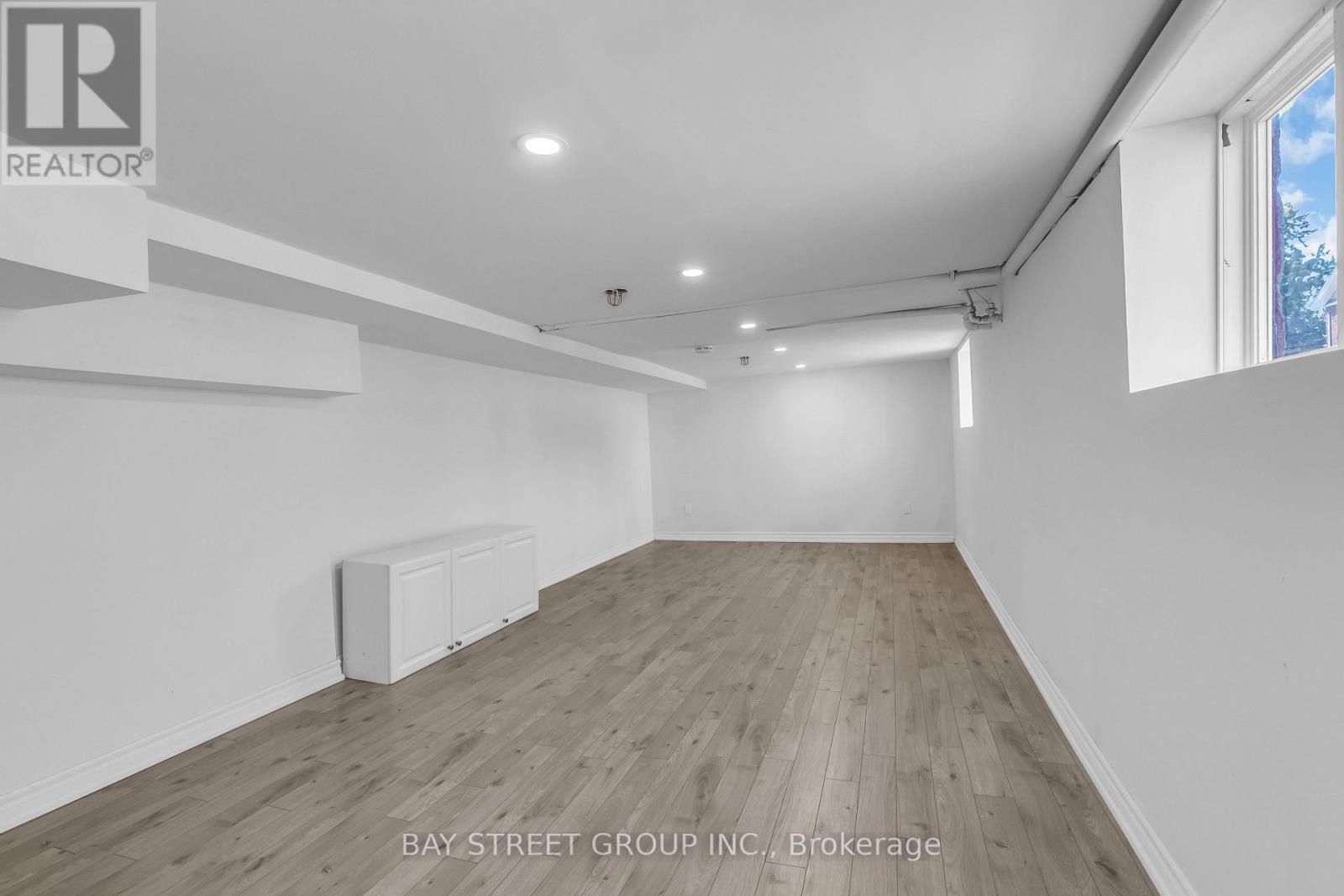 280-282 CAMPBELL AVENUE — photo 20