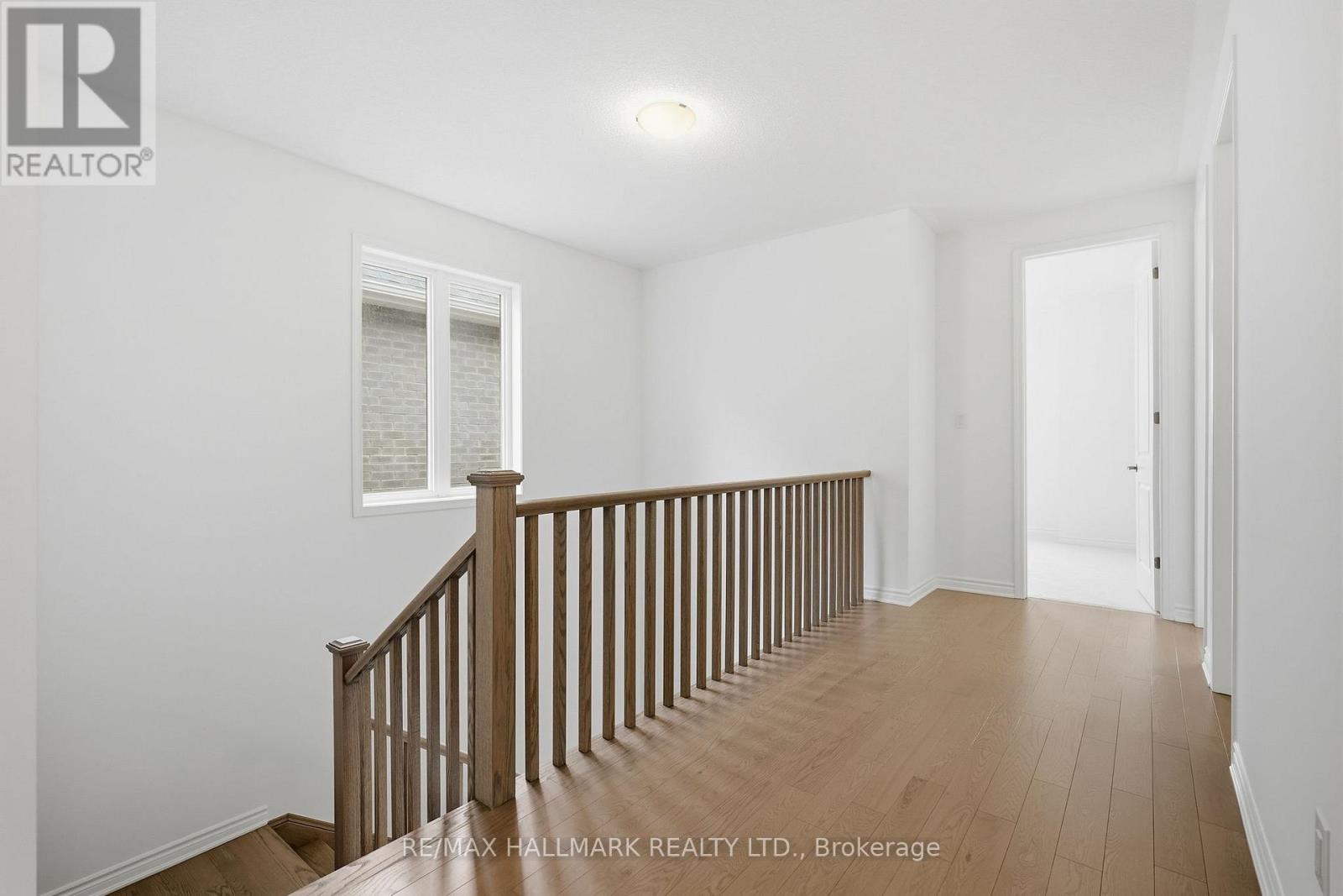 602 NEWLOVE STREET - 18
