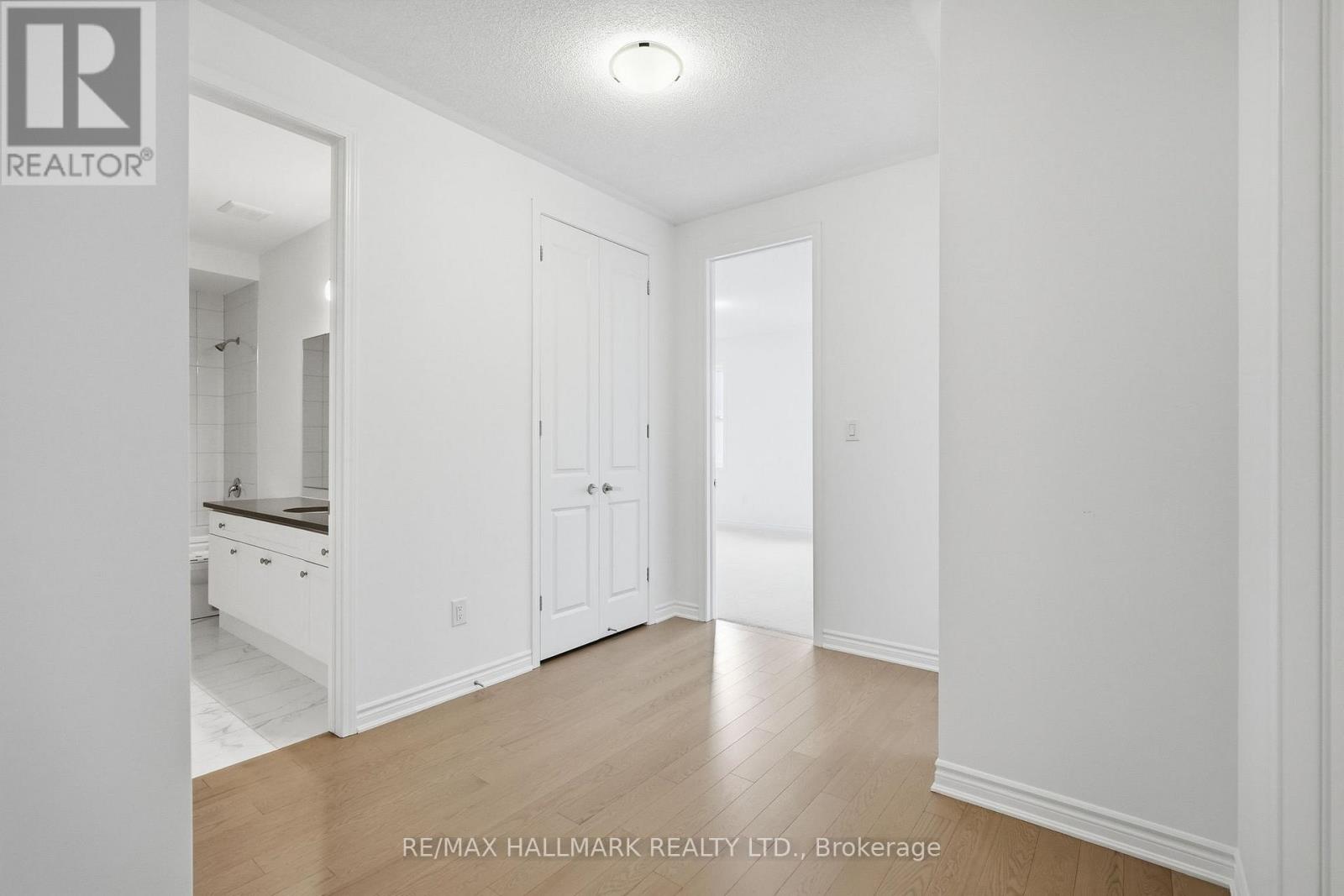 602 NEWLOVE STREET - 26