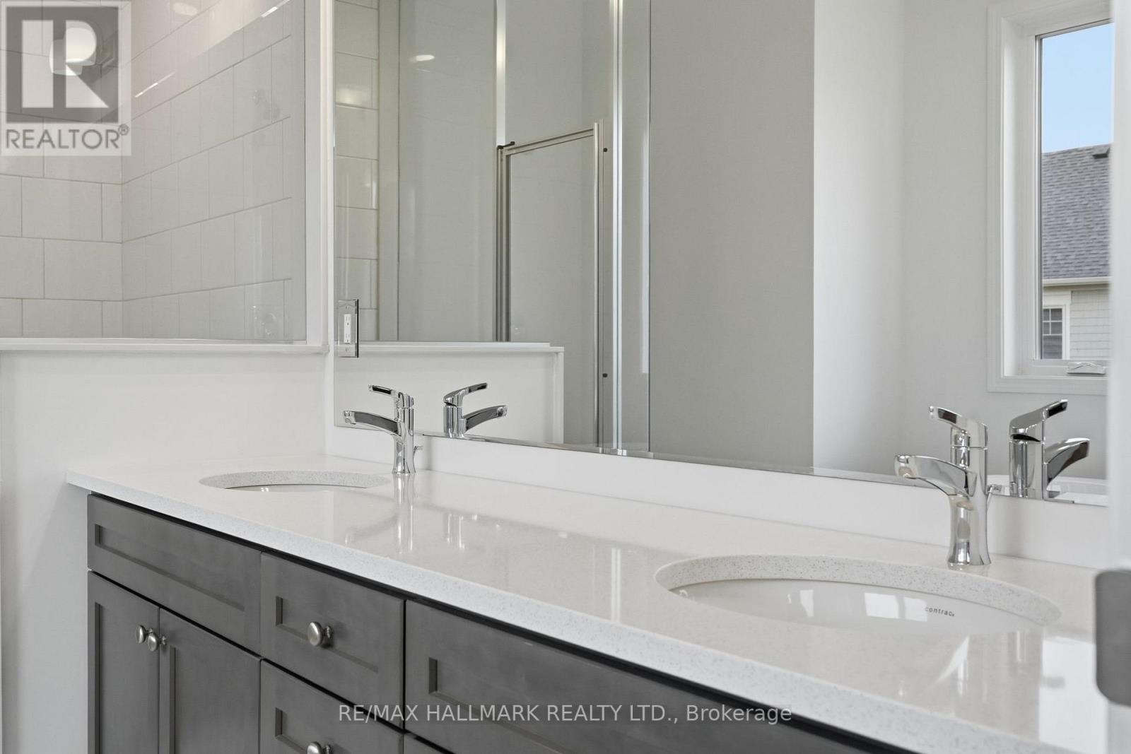602 NEWLOVE STREET - 35