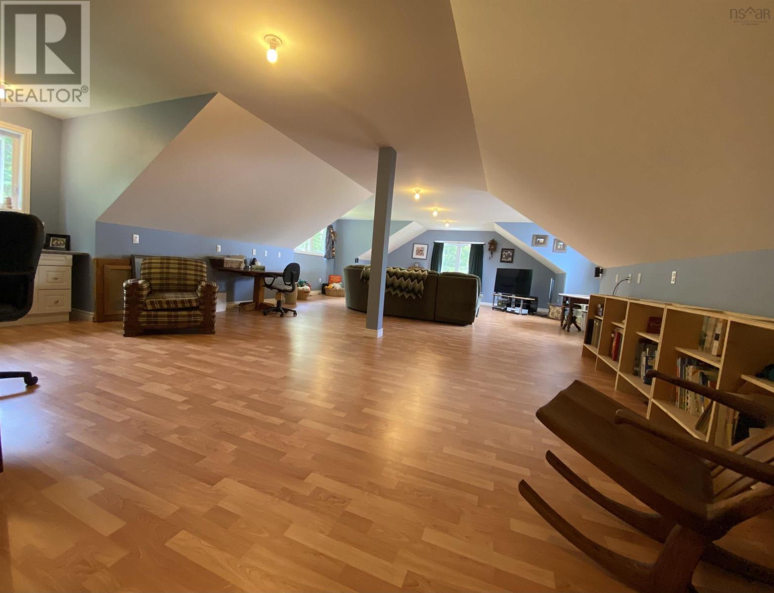 Property 37 of 40 of 5276 Marble Mountain Rd.