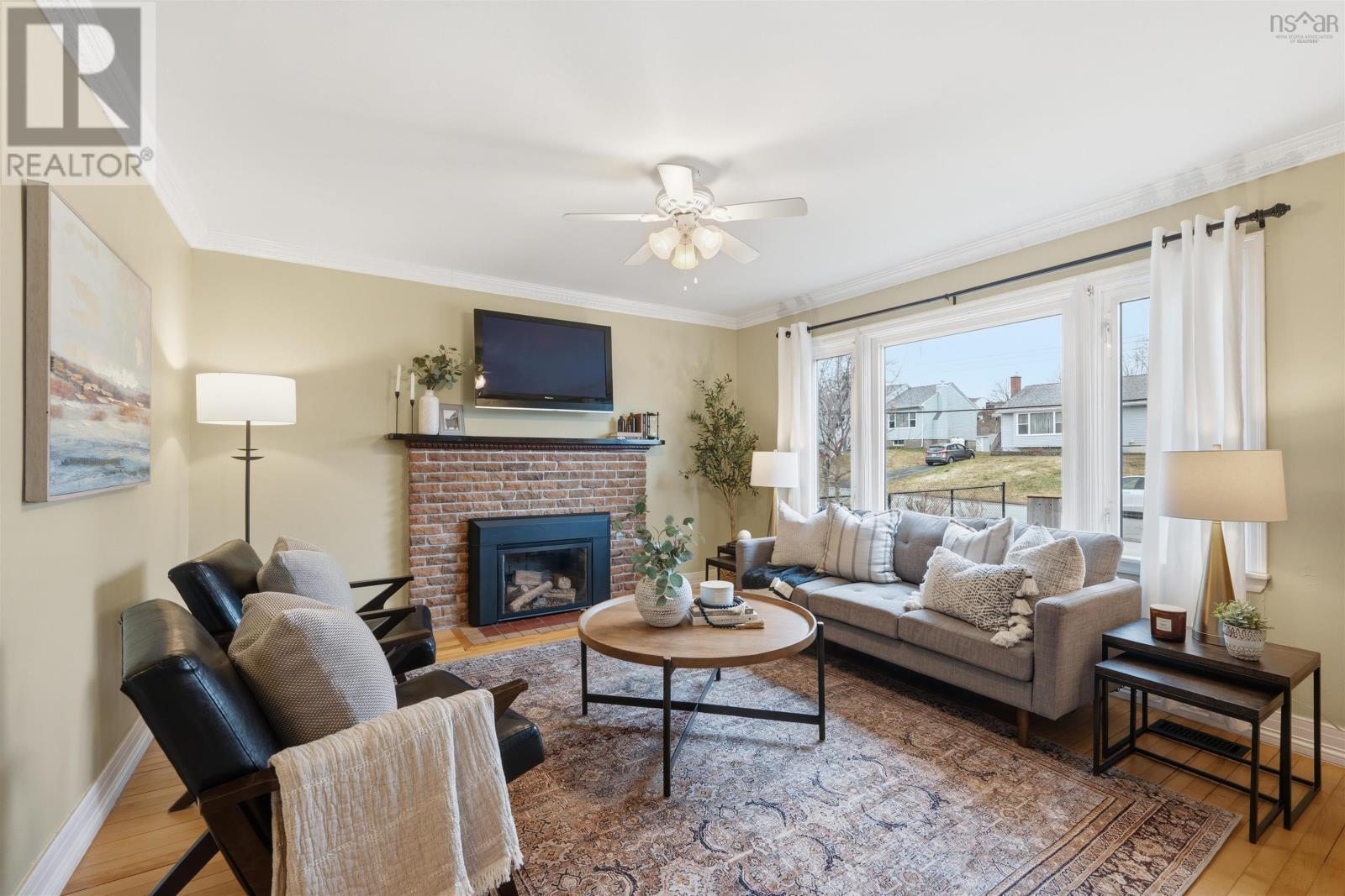 Property 3 of 44 of 6 Parkdale Avenue