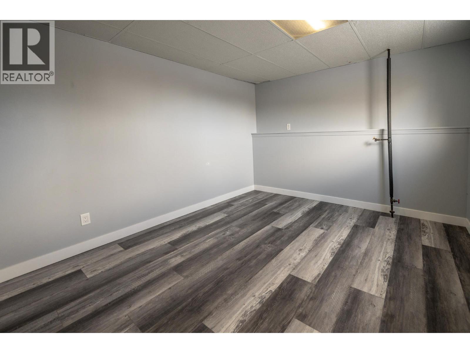 4771 BAILLIE GROHMAN Avenue, Canal Flats