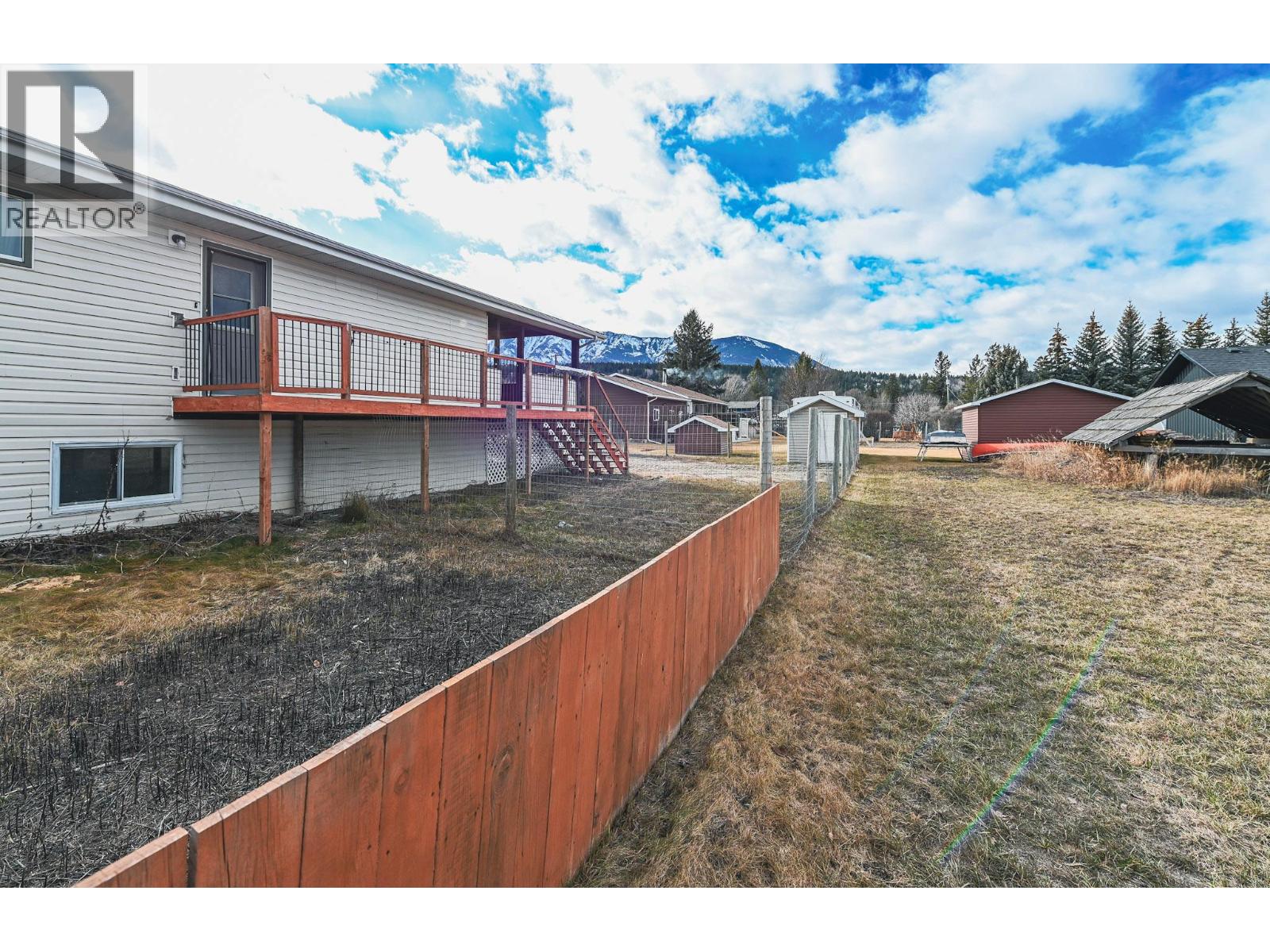 4771 BAILLIE GROHMAN Avenue, Canal Flats