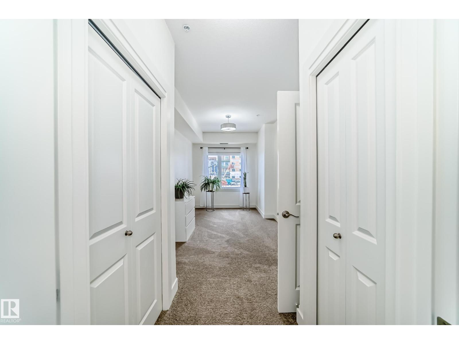#214 5001 ETON BV - 43