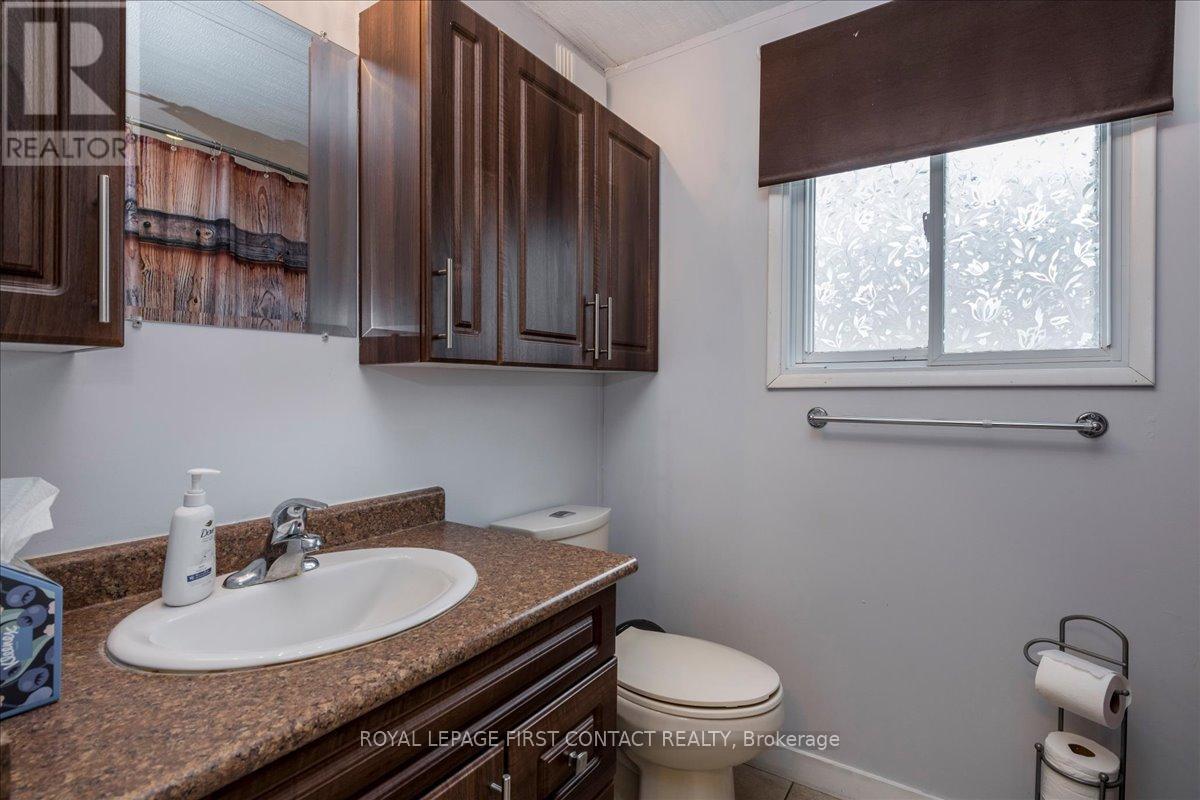 50 LINDEN LANE - 19